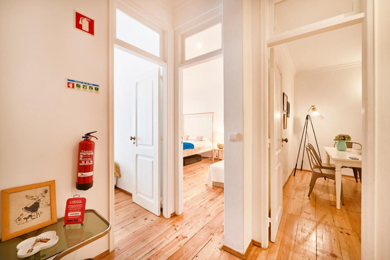 Spacious Bairro Alto Apartment With Courtyard, By Timecooler Lisboa Exterior foto