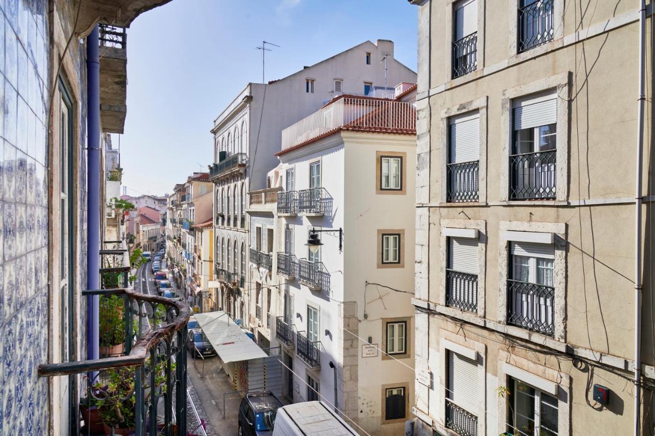 Spacious Bairro Alto Apartment With Courtyard, By Timecooler Lisboa Exterior foto